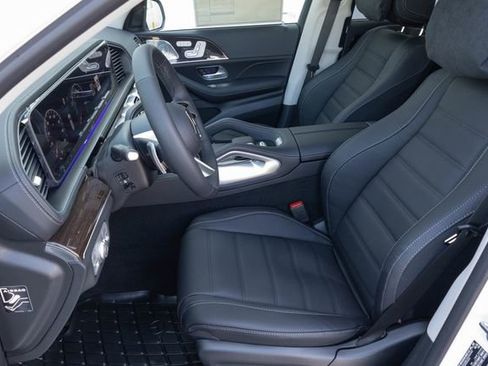 New 2026 Mercedes-Benz GLS 450 4MATIC image 15