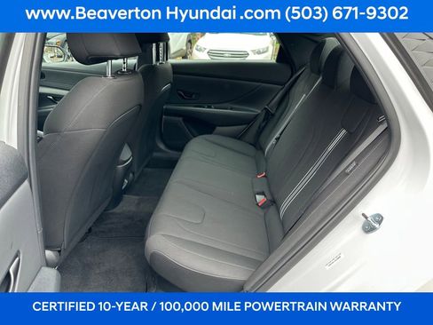 Certified 2025 Hyundai Elantra SEL image 16