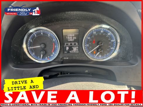 Used 2018 Toyota Corolla LE image 18