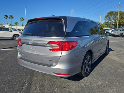 Used 2018 Honda Odyssey Touring image 4
