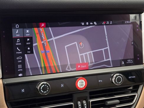 Certified 2026 Porsche Macan AWD/4WD image 20