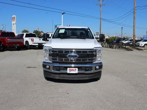 Used 2024 Ford F250 XLT w/ FX4 Off-Road Package image 2