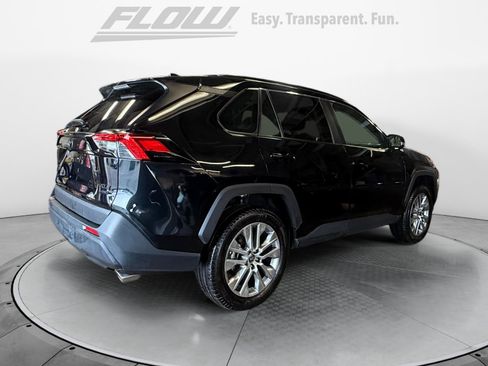 Used 2025 Toyota RAV4 XLE Premium w/ Weather Package AWD/4WD image 9