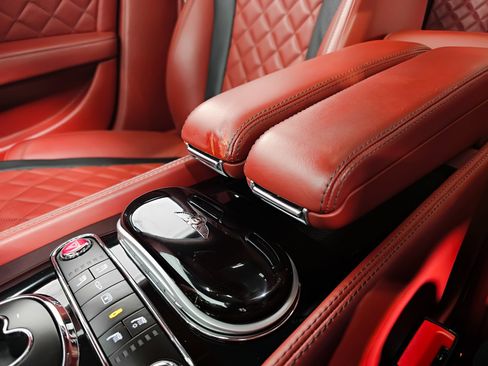 Used 2018 Bentley Flying Spur S W12 image 41