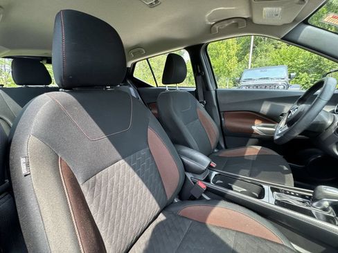 Certified 2024 Nissan Kicks SR FWD image 19