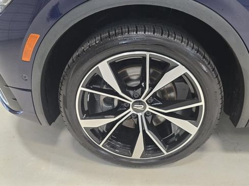 Used 2024 Volkswagen Tiguan SEL R-Line AWD/4WD image 13