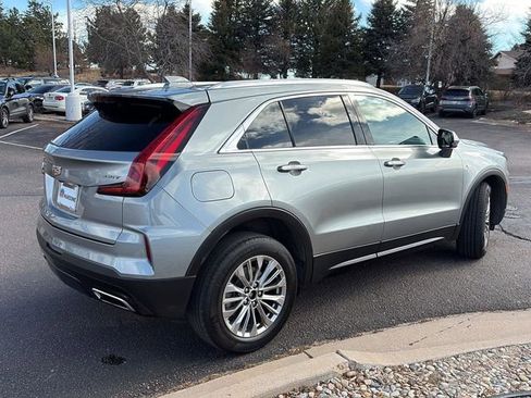 Used 2024 Cadillac XT4 Premium Luxury AWD/4WD image 6