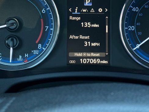 Used 2017 Toyota Corolla SE w/ Carpet Mat Package (TMS) image 26