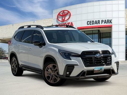 Used 2025 Subaru Ascent Bronze Edition AWD/4WD image 1