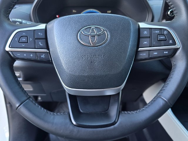 Used 2024 Toyota Grand Highlander AWD Hybrid image 13