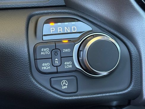 New 2026 RAM 1500 4x4 Crew Cab image 20