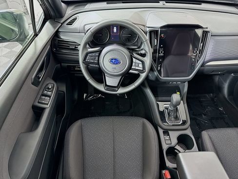 Certified 2025 Subaru Forester Premium AWD/4WD image 4