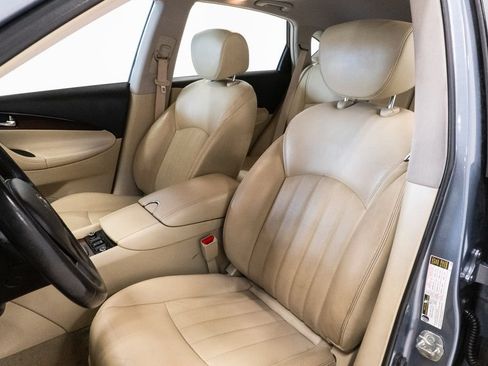 Used 2017 INFINITI QX50 AWD w/ Premium Plus Package image 7