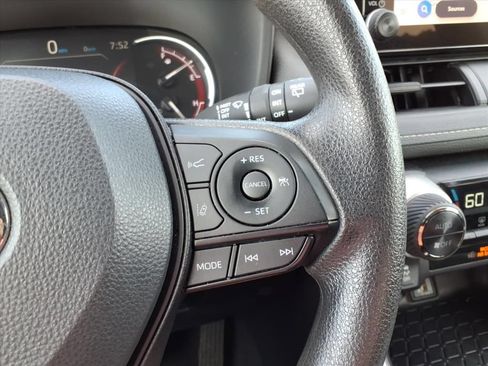 Used 2024 Toyota RAV4 XLE FWD image 14