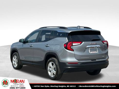Certified 2024 GMC Terrain SLE w/ Driver Convenience Package AWD/4WD image 3