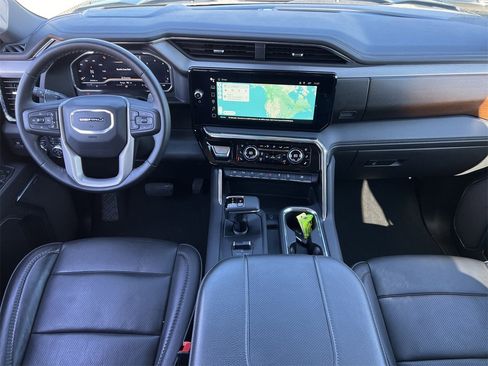 Used 2024 GMC Sierra 1500 Denali w/ Denali Reserve Package image 11