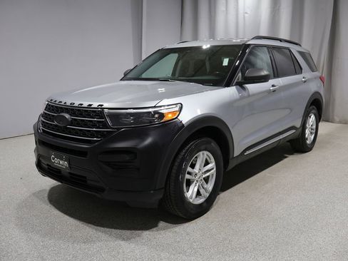 Used 2020 Ford Explorer XLT AWD/4WD image 7