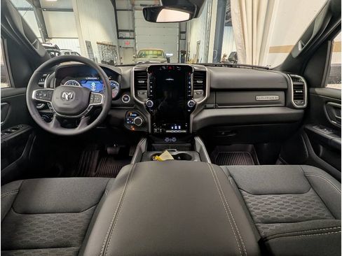 New 2026 RAM 1500 Big Horn AWD/4WD image 8