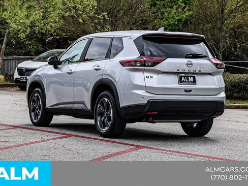 Used 2025 Nissan Rogue SV image 9