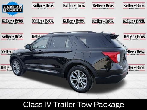 Used 2024 Ford Explorer XLT w/ Equipment Group 202A image 5