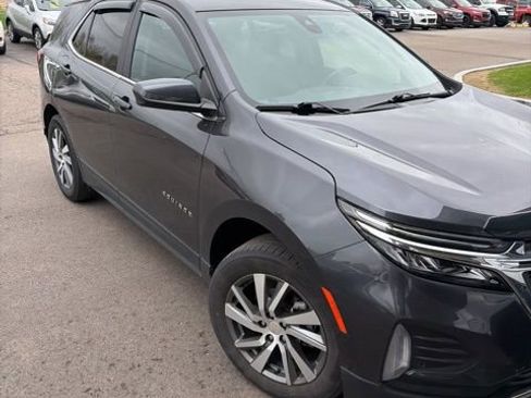 Certified 2022 Chevrolet Equinox LT AWD/4WD image 2