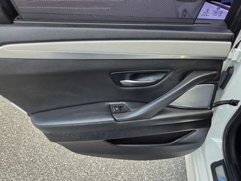 Used 2015 BMW M5 w/ Competition Package RWD image 20