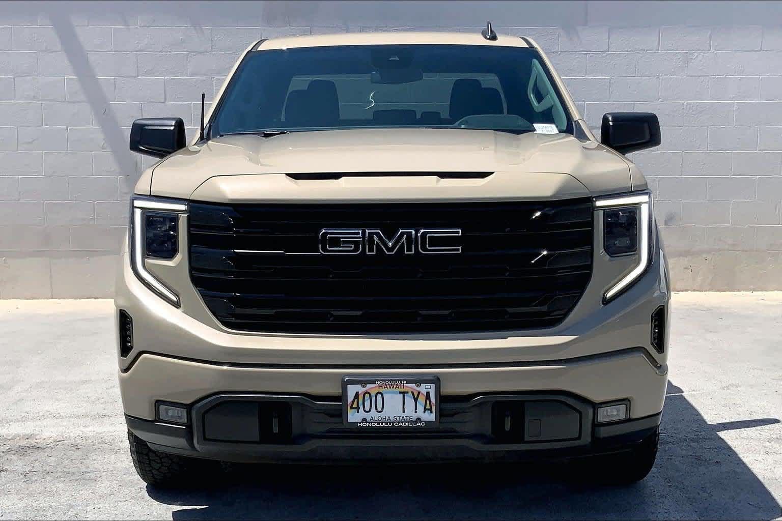 Used 2023 GMC Sierra 1500 Elevation AWD/4WD image 6