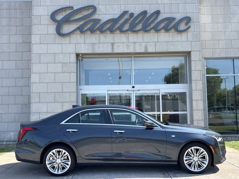 Used 2025 Cadillac CT4 Premium Luxury AWD/4WD image 3