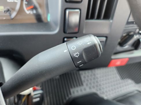 New 2024 Chevrolet Low Cab Forward image 21