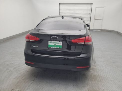 Used 2017 Kia Forte LX w/ LX Popular Package FWD image 7