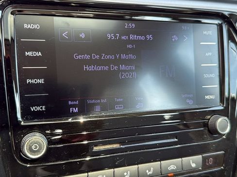 Used 2020 Volkswagen Passat 2.0T SE w/ Sunroof Package FWD image 33