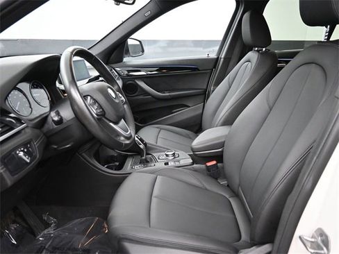 Used 2021 BMW X1 sDrive28i image 17