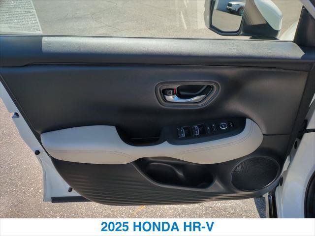 Used 2025 Honda HR-V EX-L image 12