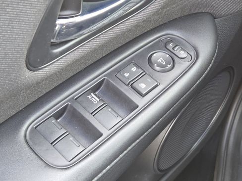 Used 2020 Honda HR-V LX image 26