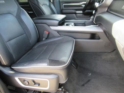 Used 2021 RAM 1500 Laramie image 10