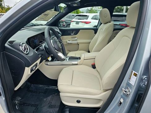 New 2026 Mercedes-Benz GLB 250 4MATIC image 17