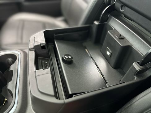 Used 2021 GMC Sierra 2500 Denali w/ Denali Black Diamond Edition image 34