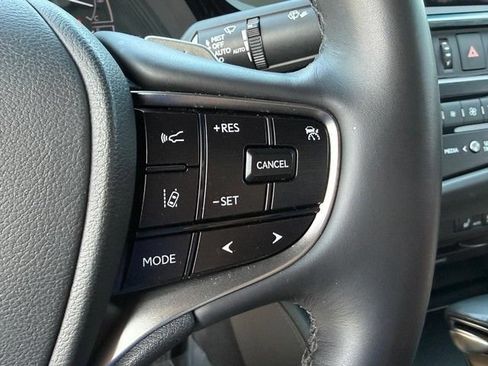 Used 2022 Lexus ES 350 w/ Premium Package FWD image 22