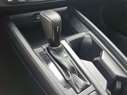 Certified 2025 Honda Accord SE image 12