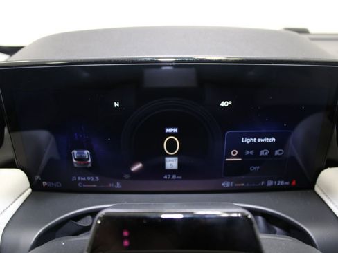 New 2026 Lincoln Aviator 2WD w/ Jet Appearance Package image 36