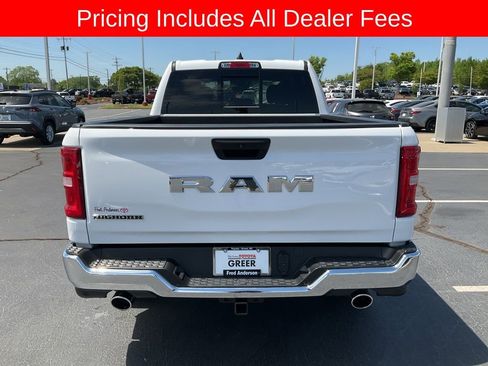 Used 2025 RAM 1500 Big Horn RWD image 16
