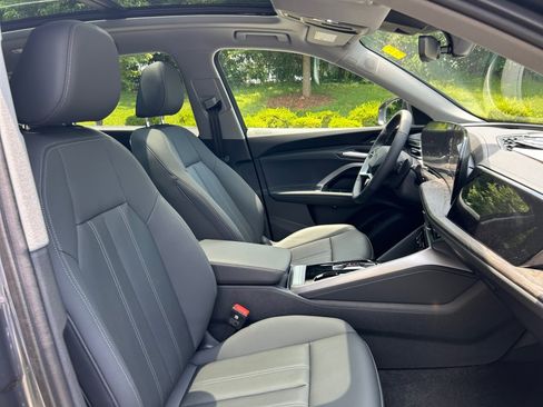 Certified 2025 Audi Q5 Premium Plus w/ Premium Plus image 28