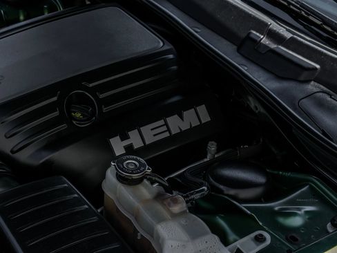 Used 2020 Dodge Challenger R/T w/ Blacktop Package image 40