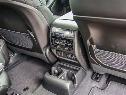 New 2025 Jeep Grand Cherokee L Altitude image 22