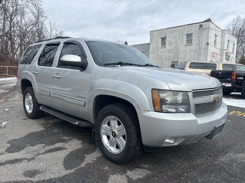 Used 2010 Chevrolet Tahoe LT w/ Luxury Package image 9