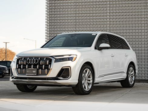 Certified 2025 Audi Q7 3.0T Premium Plus w/ Premium Plus Package image 7