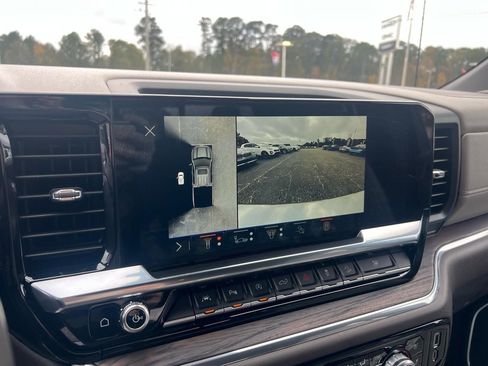 Used 2024 GMC Sierra 1500 SLT w/ SLT Premium Plus Package image 19