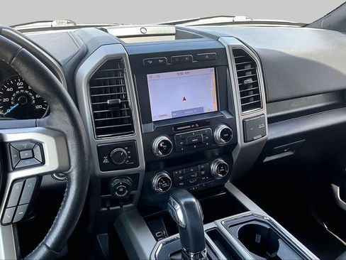 Used 2020 Ford F150 Lariat w/ Equipment Group 502A Luxury AWD/4WD image 6