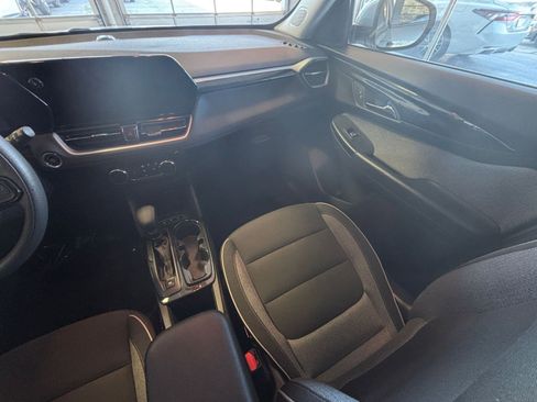 Used 2025 Chevrolet TrailBlazer LT image 39