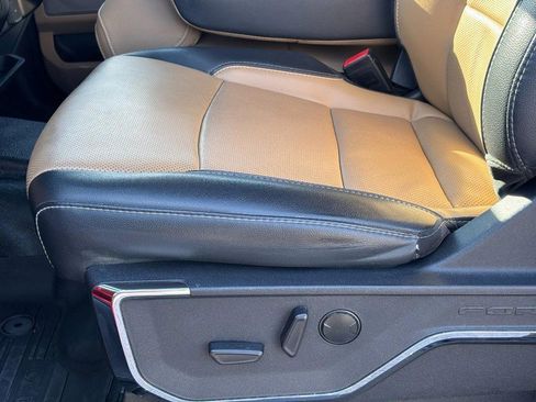 Used 2024 Ford F350 Lariat w/ Chrome Package image 26